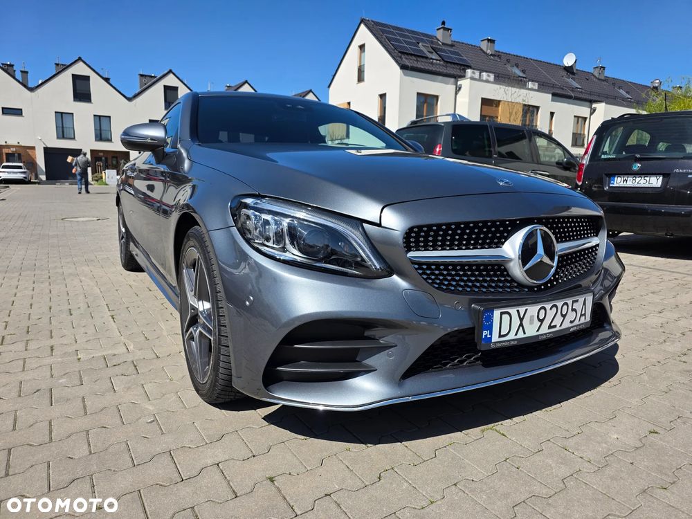 Mercedes-Benz Klasa C 200 4Matic 9G-TRONIC AMG Line - 4