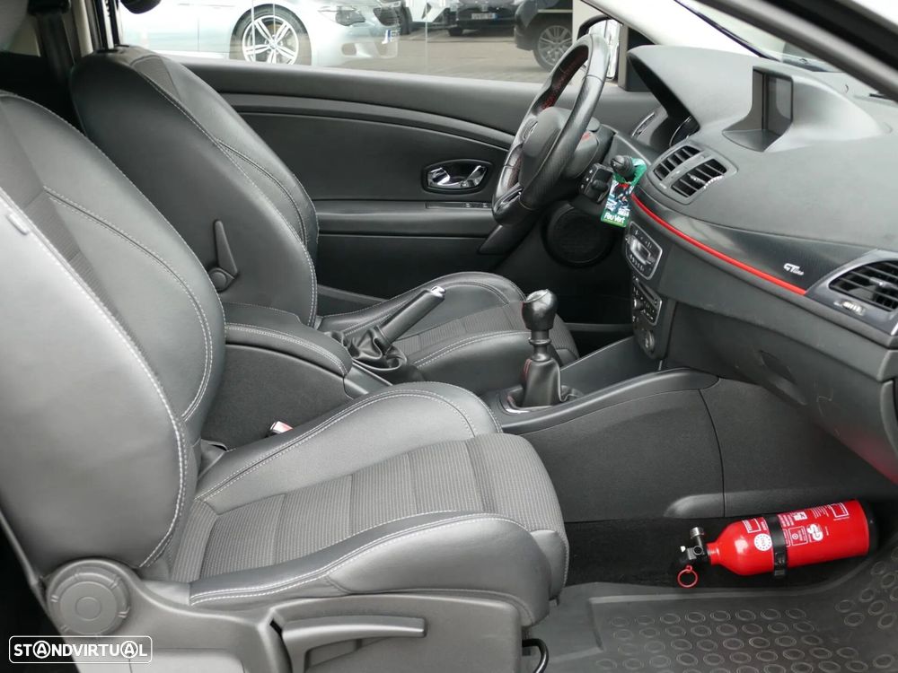 Renault Mégane Coupe 1.5 dCi GT Line EDC - 27