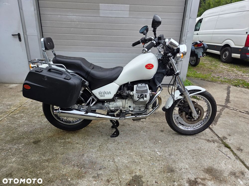 Moto Guzzi Nevada - 1
