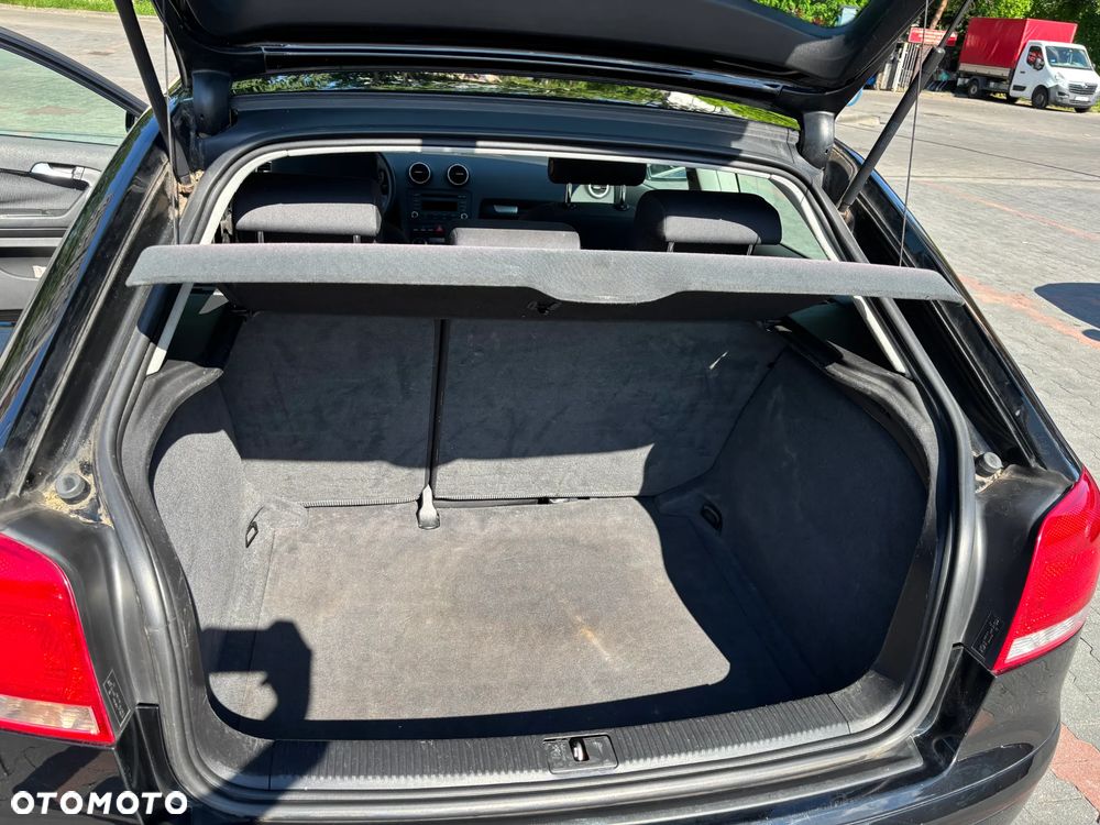 Audi A3 3-drzwiowe 1.9 TDI Attraction - 23