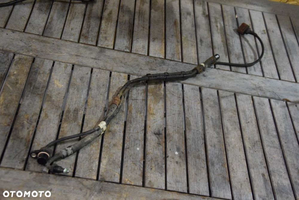 VW Polo IV 9N Przewód wspomagania metalowo-gumowy