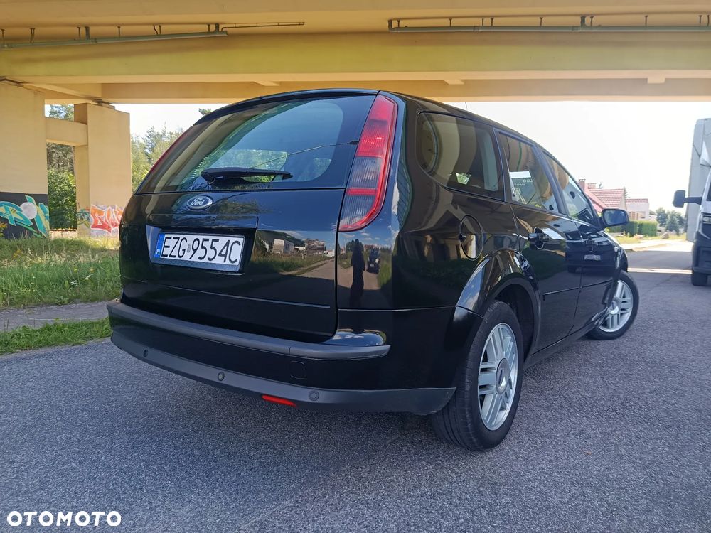 Ford Focus 1.6 TDCi cDPF Ghia - 4