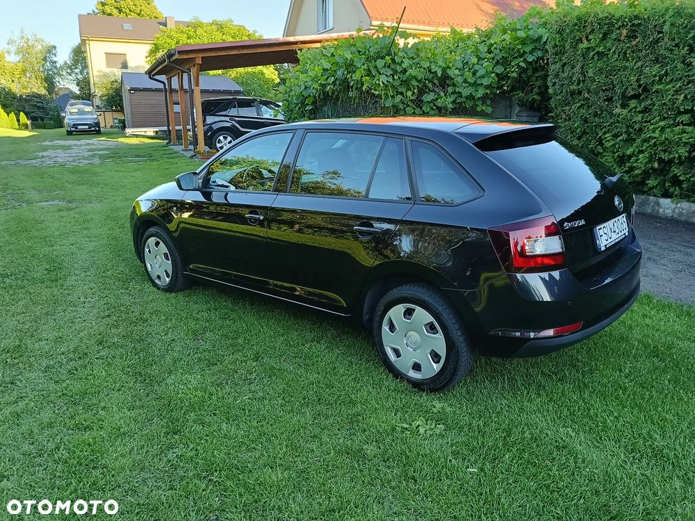 Skoda RAPID 1.6 TDI DSG Elegance - 3