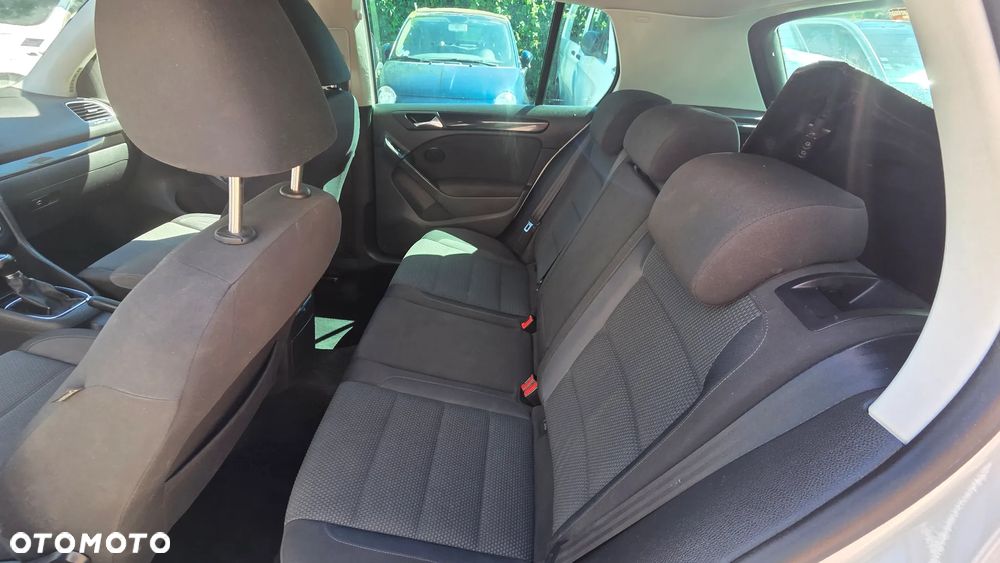 Volkswagen Golf 1.6 TDI Trendline - 8