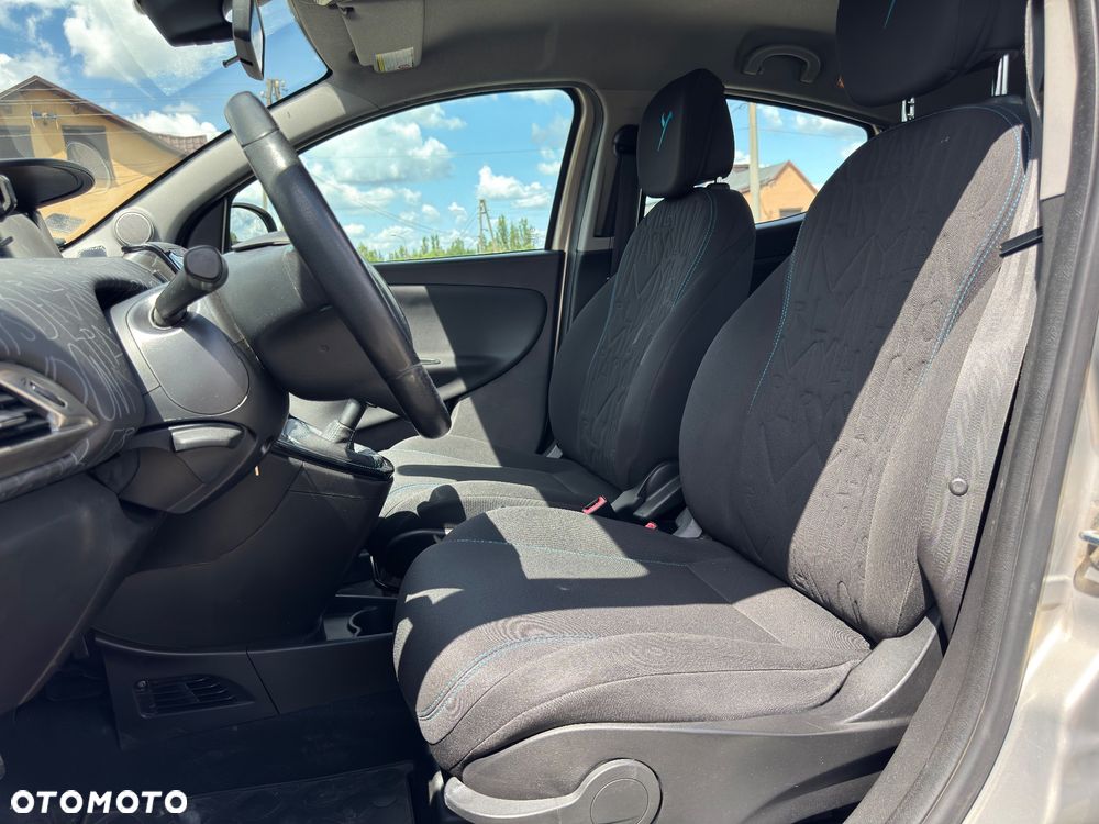 Lancia Ypsilon 1.2 8V Elefantino S&S - 13