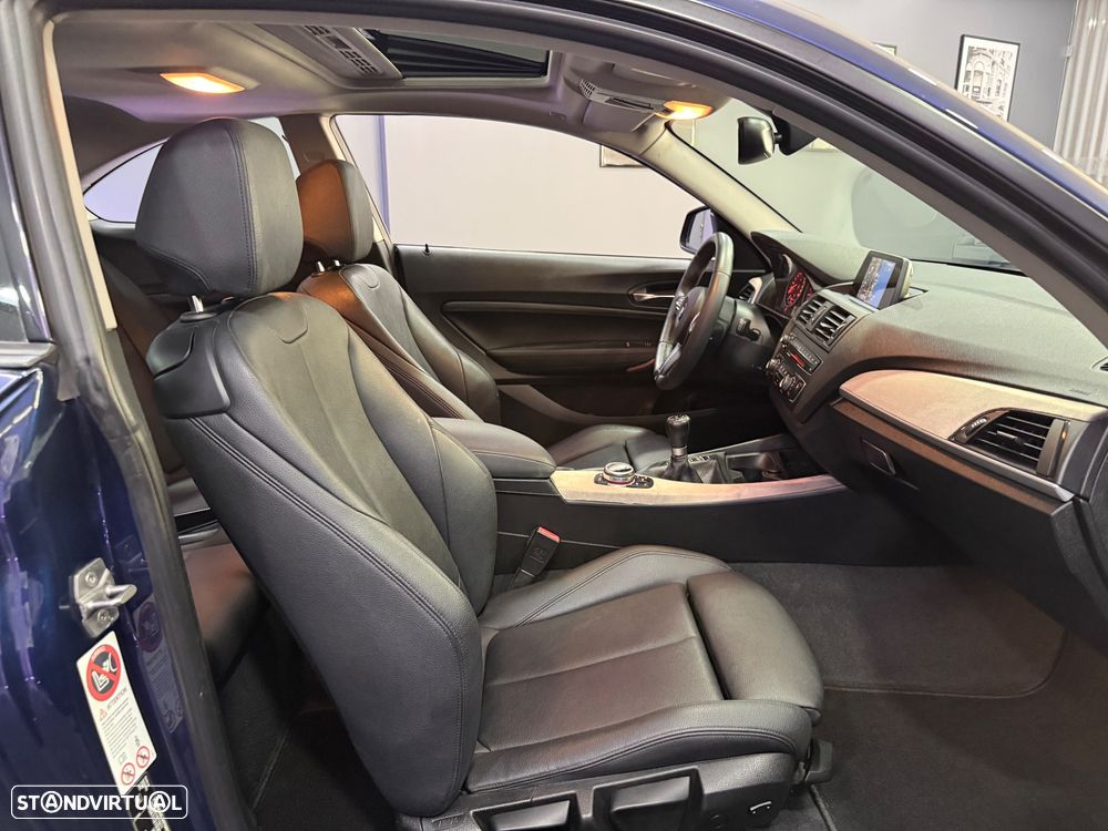 BMW 218 d Coupe Line Sport - 21