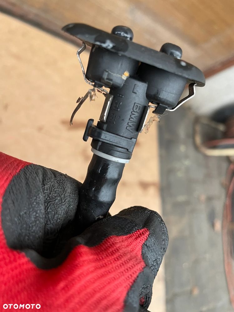 spryskiwacz dysza reflektora lampy lewa prawa wąż bmw e39 om bmw 8360661 - 7