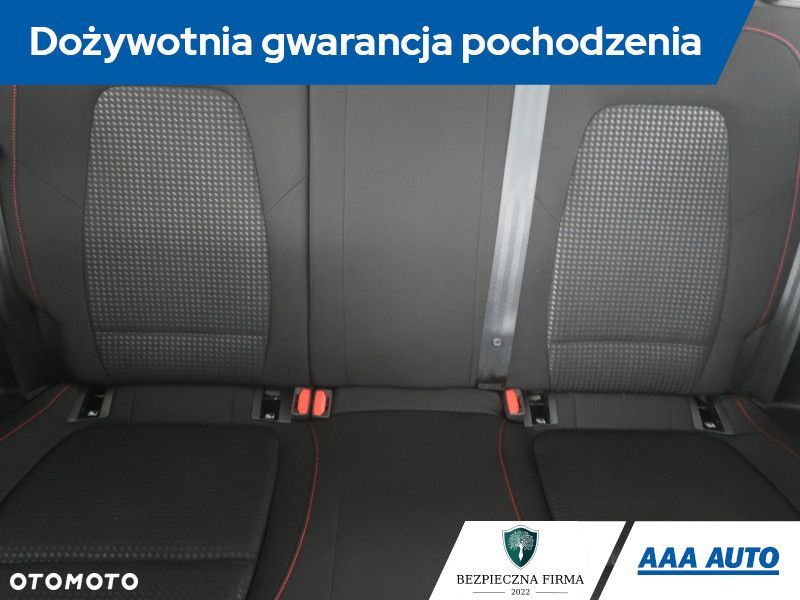Ford Focus SW - 11