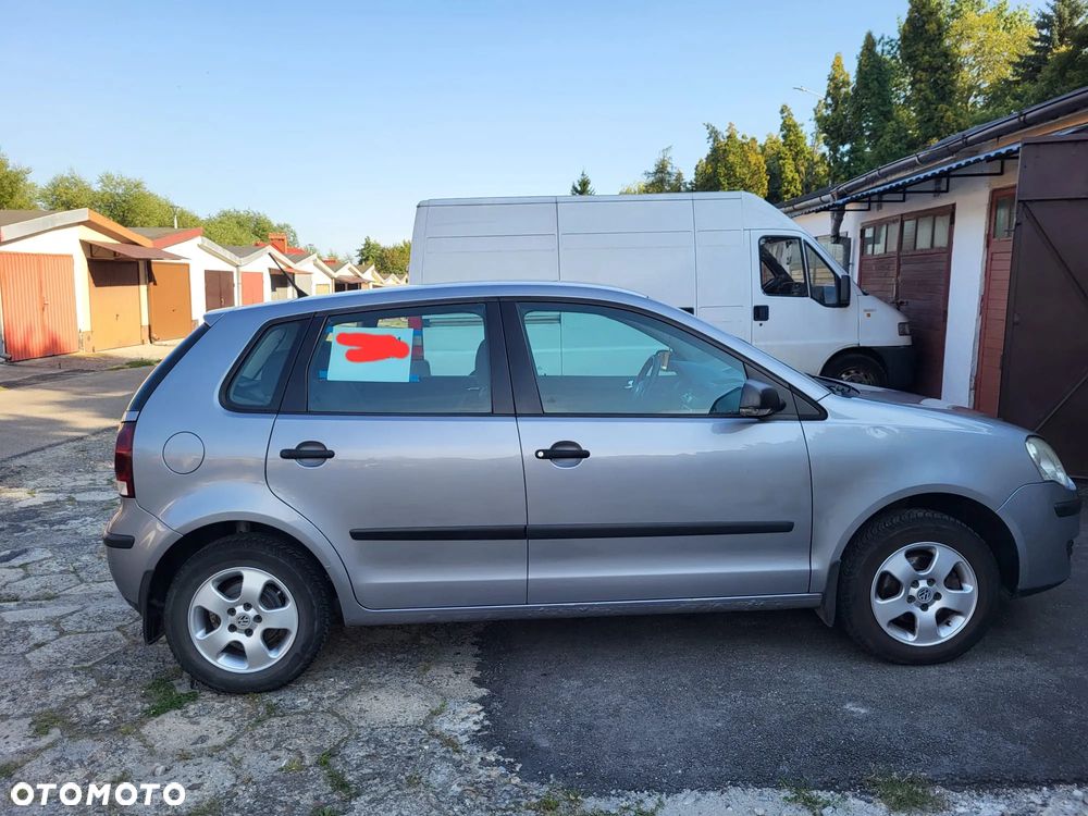 Volkswagen Polo - 2