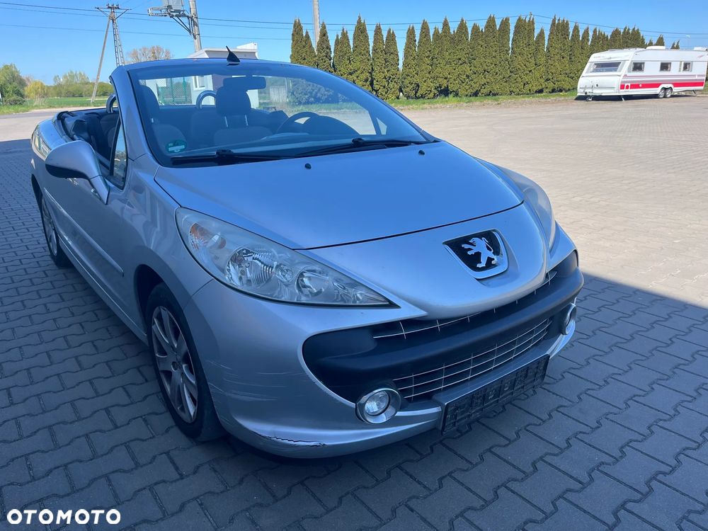 Peugeot 207 CC - 6