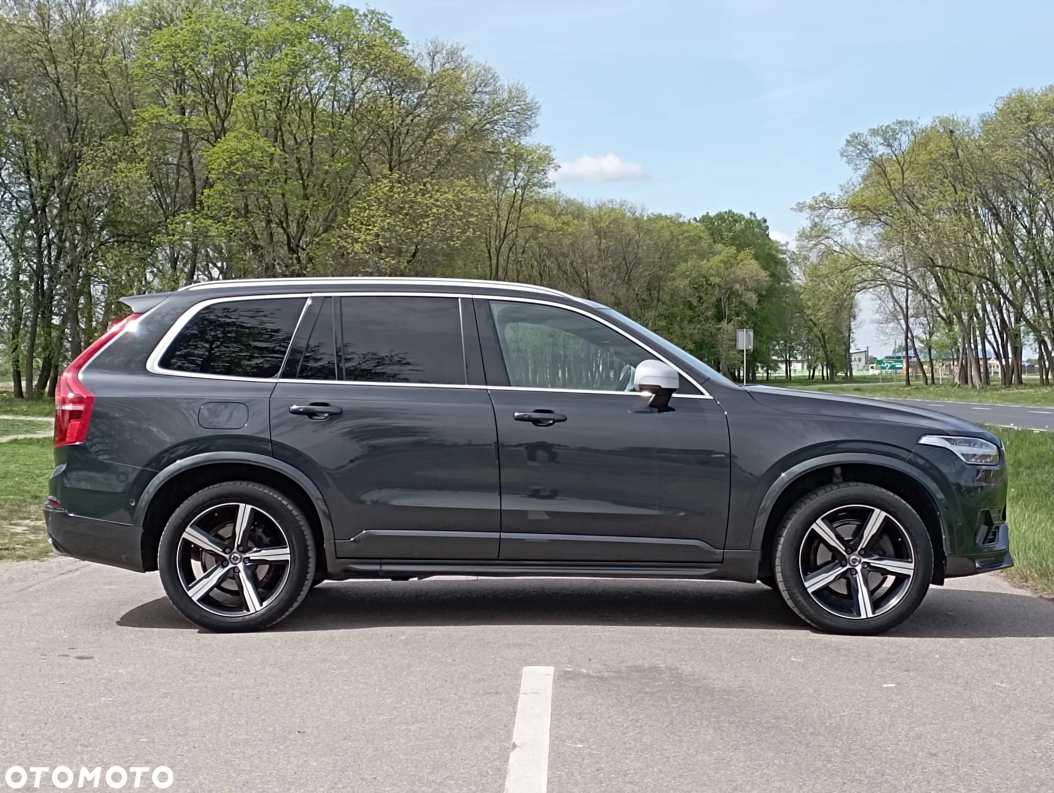 Volvo XC 90 D5 AWD Geartronic RDesign - 10