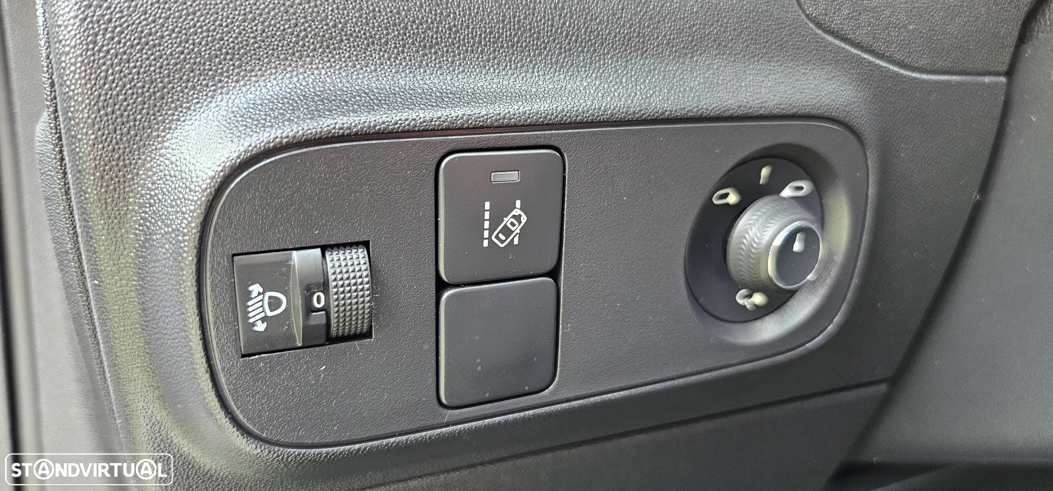 Citroën C3 1.5 BlueHDi Shine - 11