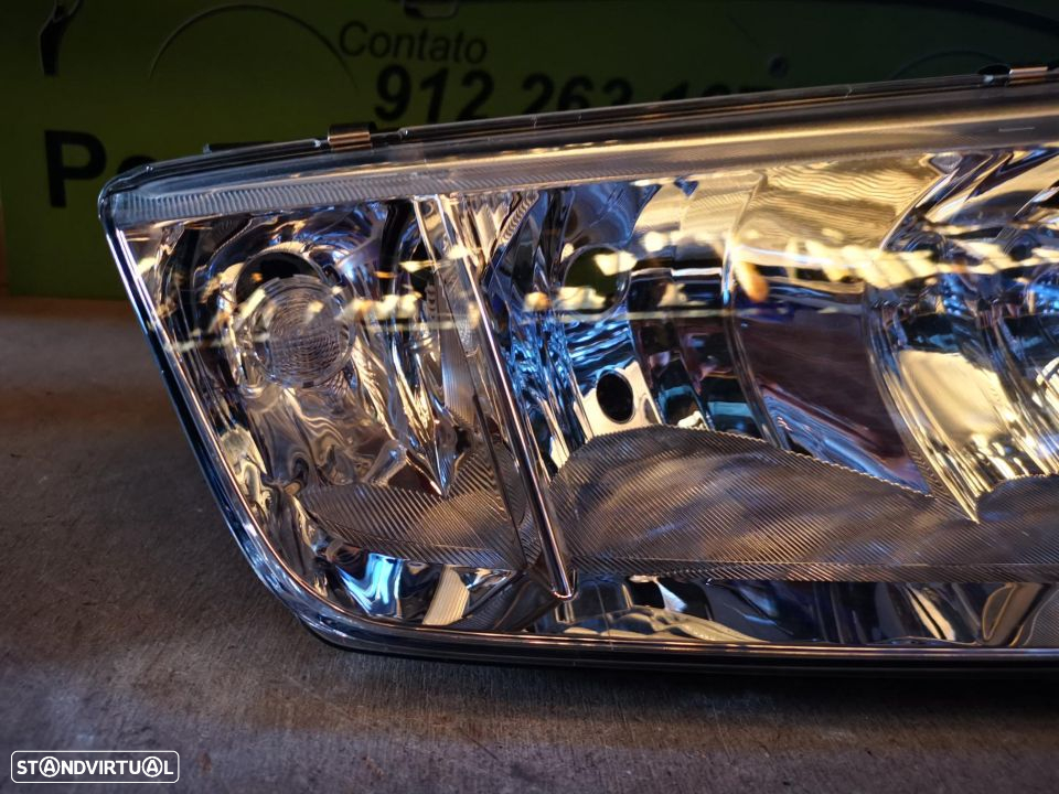 SKODA FABIA I FAROL DIREITO - FF340 - 2