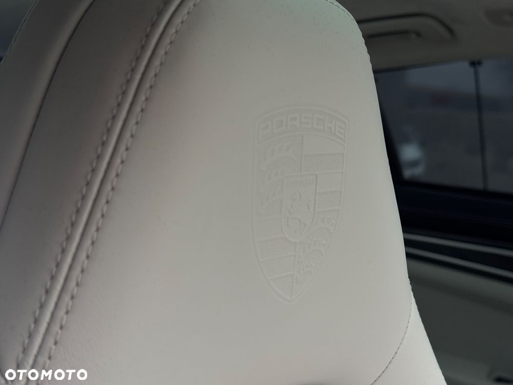 Porsche Panamera Turbo S Executive - 10