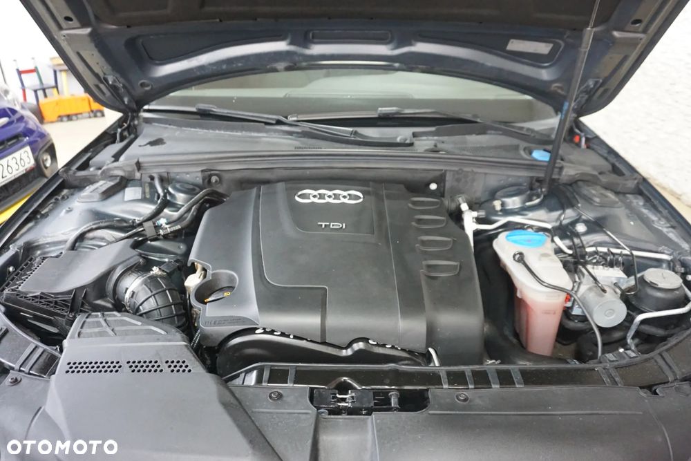 Audi A4 Avant 2.0 TDI - 11