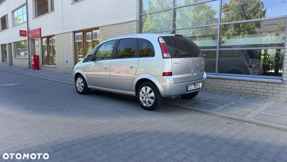 Opel Meriva 1.6 16V Cosmo - 7
