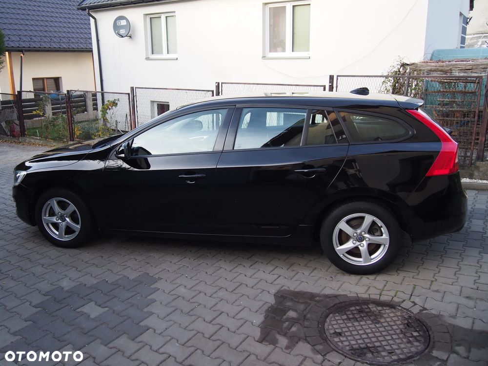 Volvo V60 D2 Edition - 10
