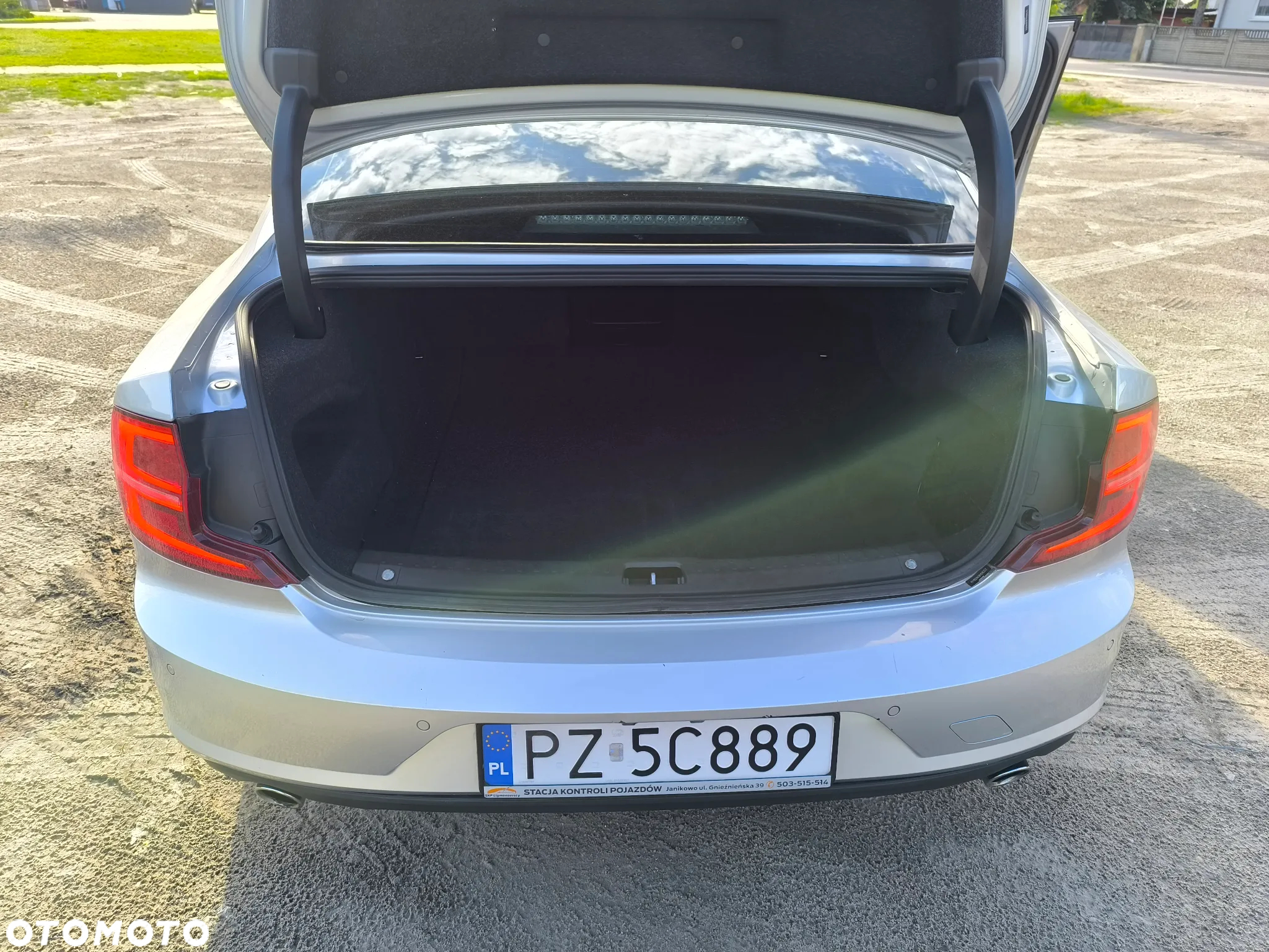 Volvo S90 T5 Momentum - 14