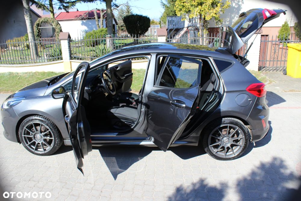 Ford Fiesta 1.0 EcoBoost S&S ST-LINE X - 28