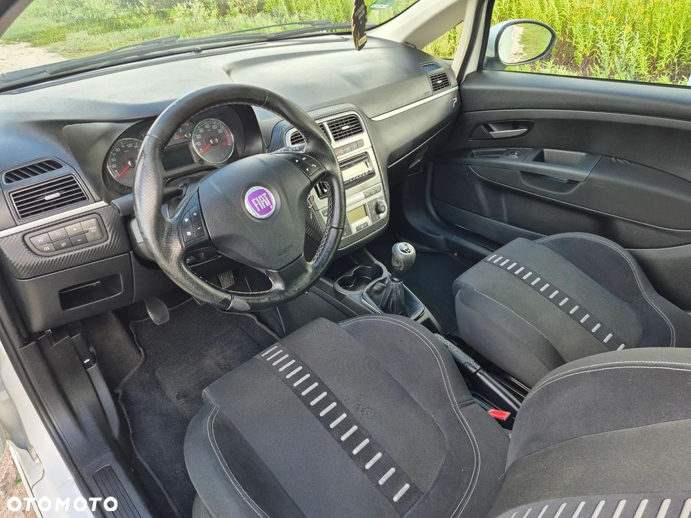 Fiat Grande Punto 1.4 T-Jet 16V Racing - 5