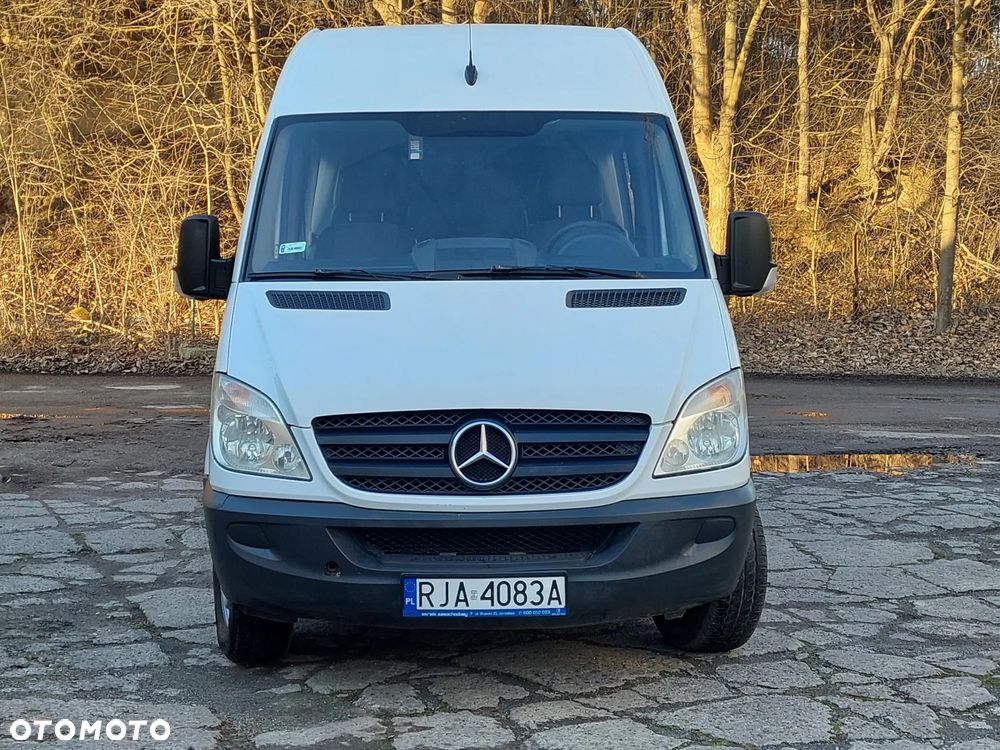 Mercedes-Benz sprinter - 2