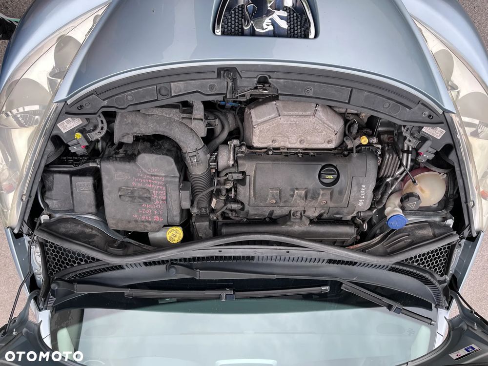 Peugeot 207 1.4 - 23