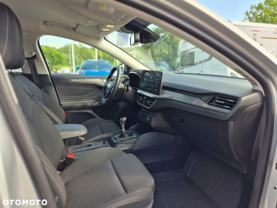Ford Focus - 11