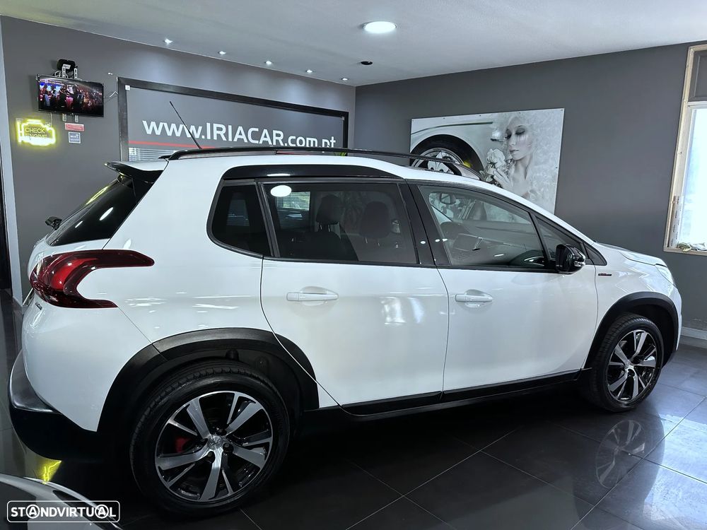 Peugeot 2008 1.2 PureTech GT Line - 12