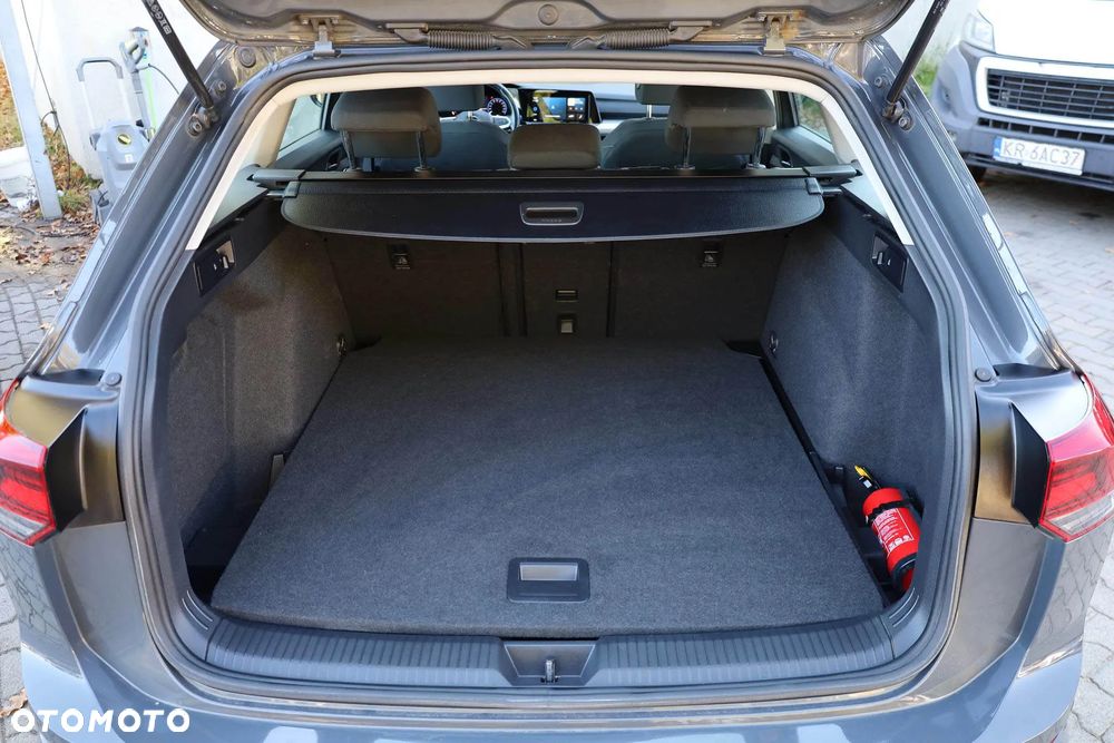 Volkswagen Golf 2.0 TDI Life - 41