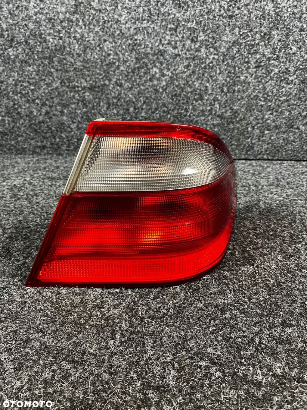 lampa prawy tył mercedes w208 clk 2088200264 - 1