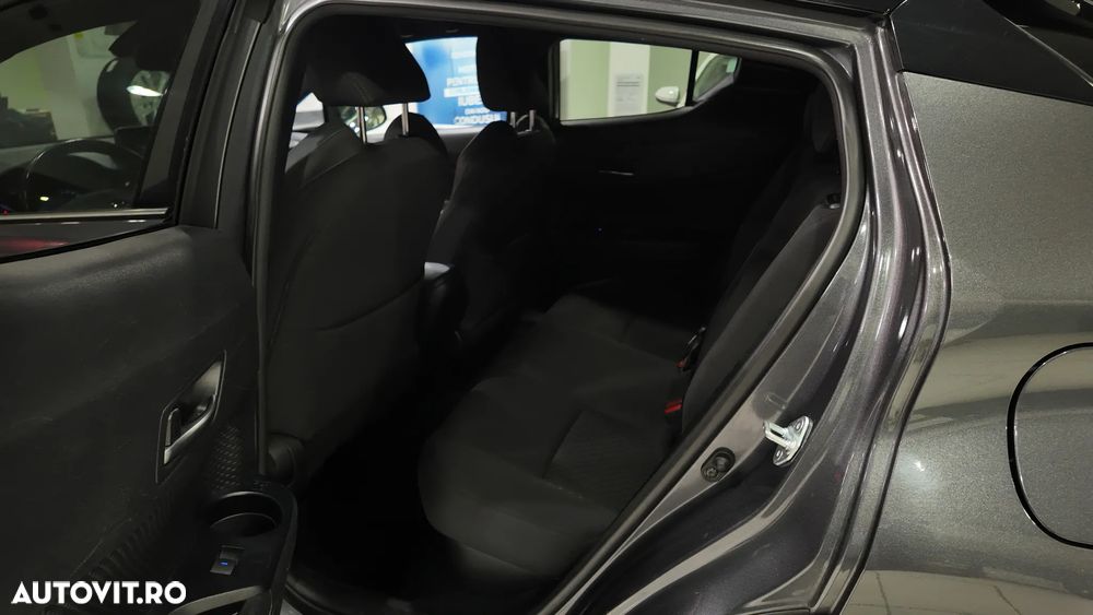 Toyota C-HR 1.8 HSD 122 CP 4x2 CVT C-lassy bi-tone - 31
