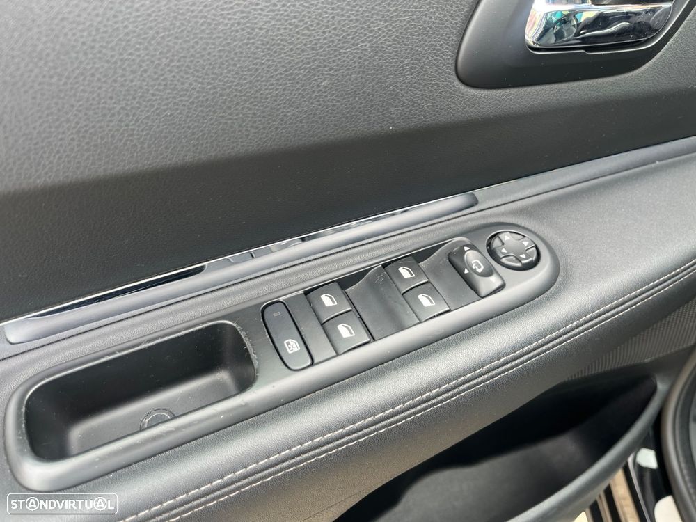 Peugeot 3008 1.6 BlueHDi Allure EAT6 - 27