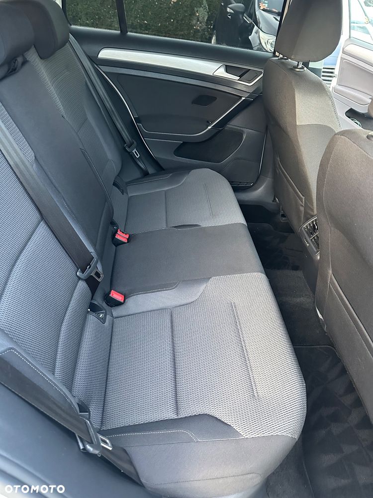 Volkswagen Golf 1.6 TDI BlueMotion Technology Comfortline - 14