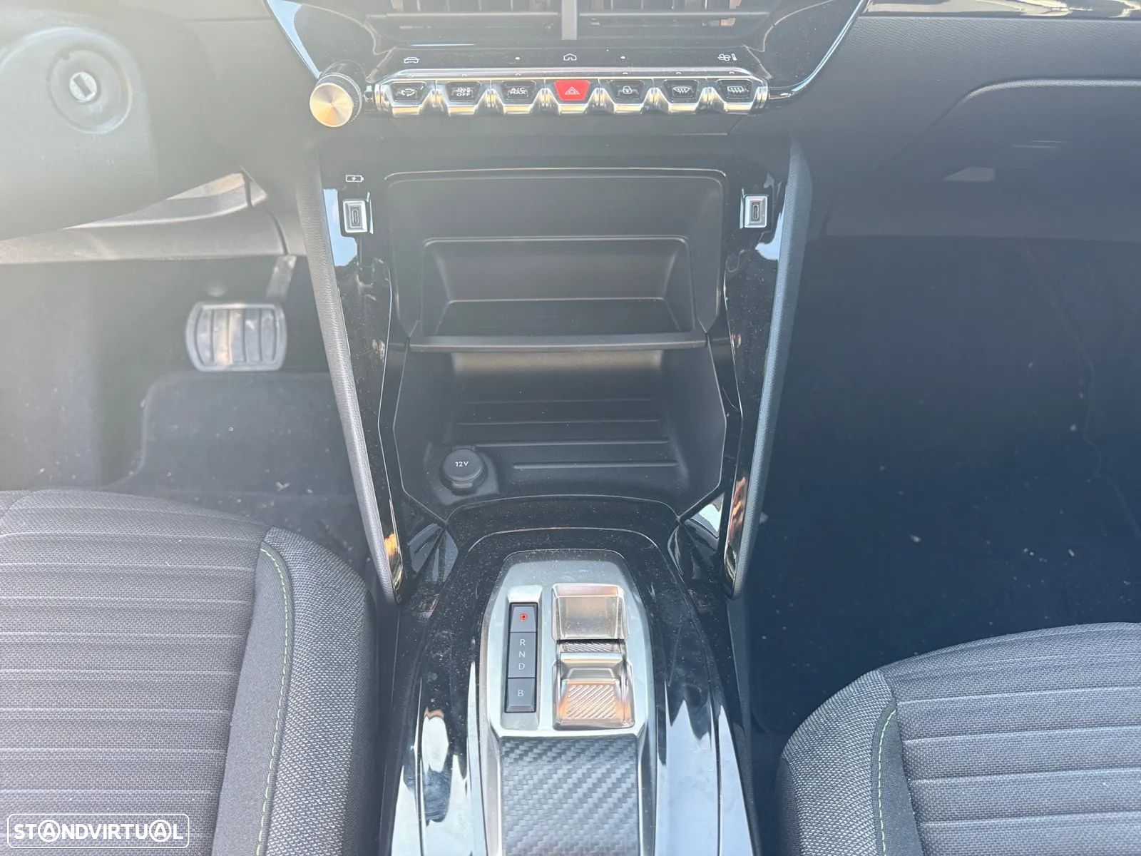 Peugeot 208 1.2 PureTech Active - 14
