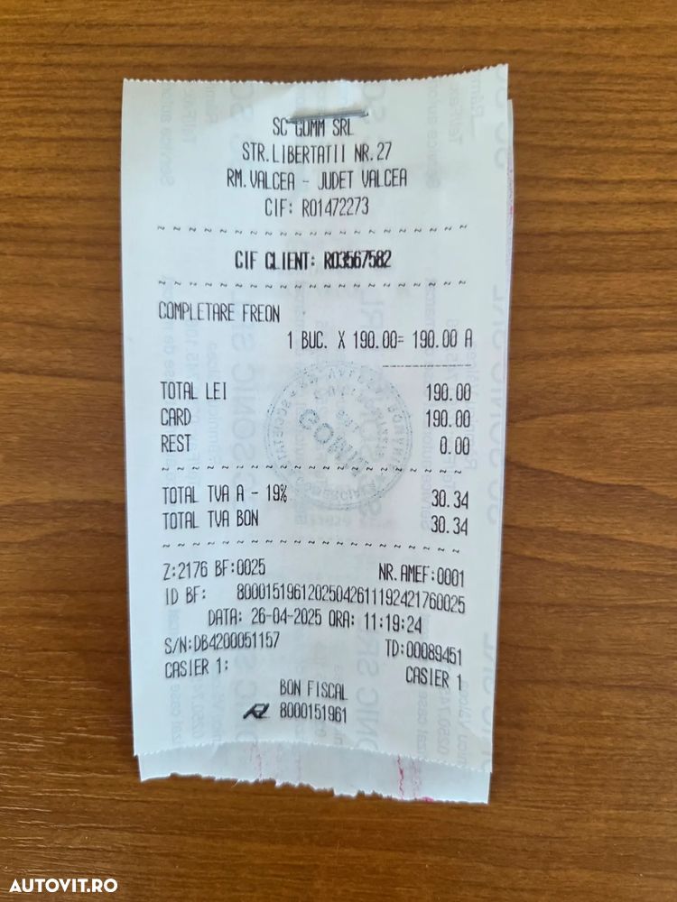 Volkswagen Touran 1.6 TDI DPF BlueMotion Technology Comfortline - 27