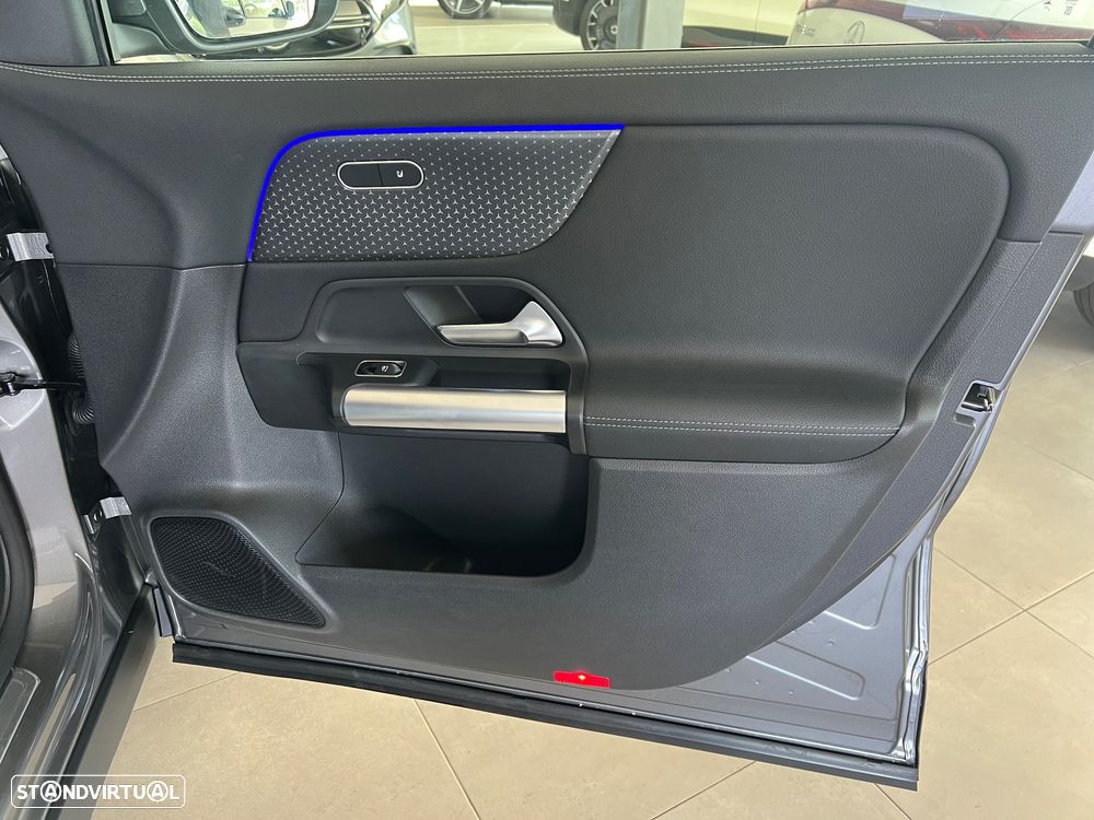Mercedes-Benz EQA 250+ Progressive - 16
