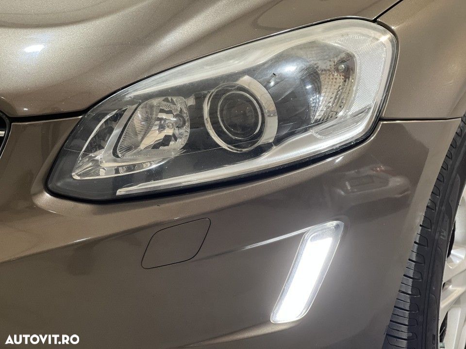 Volvo XC 60 - 21