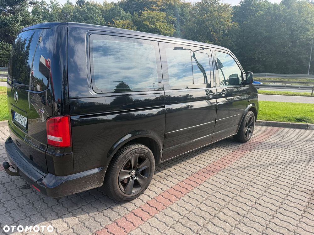 Volkswagen Multivan - 2