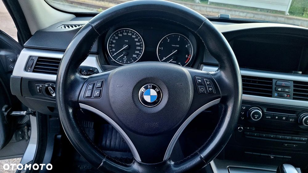 BMW Seria 3 - 17