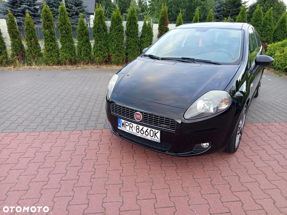 Fiat Grande Punto - 2