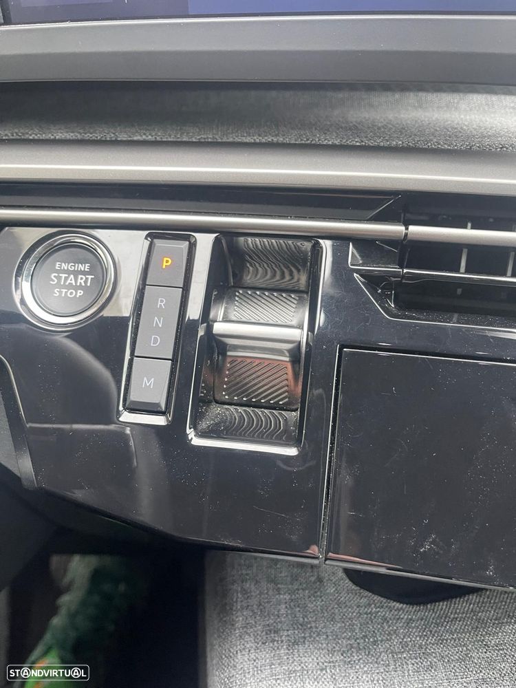 Peugeot 5008 Hybrid 145 e-DSC6 Allure - 22