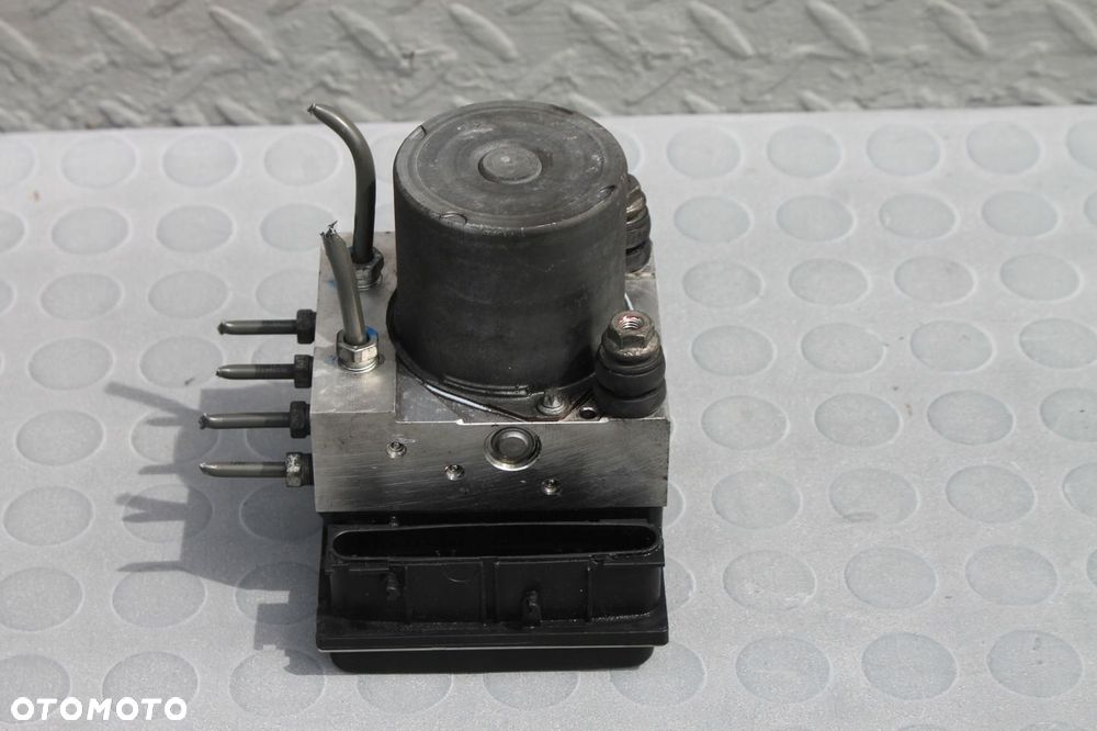 POMPA STEROWNIK ABS TOYOTA VERSO 09-18