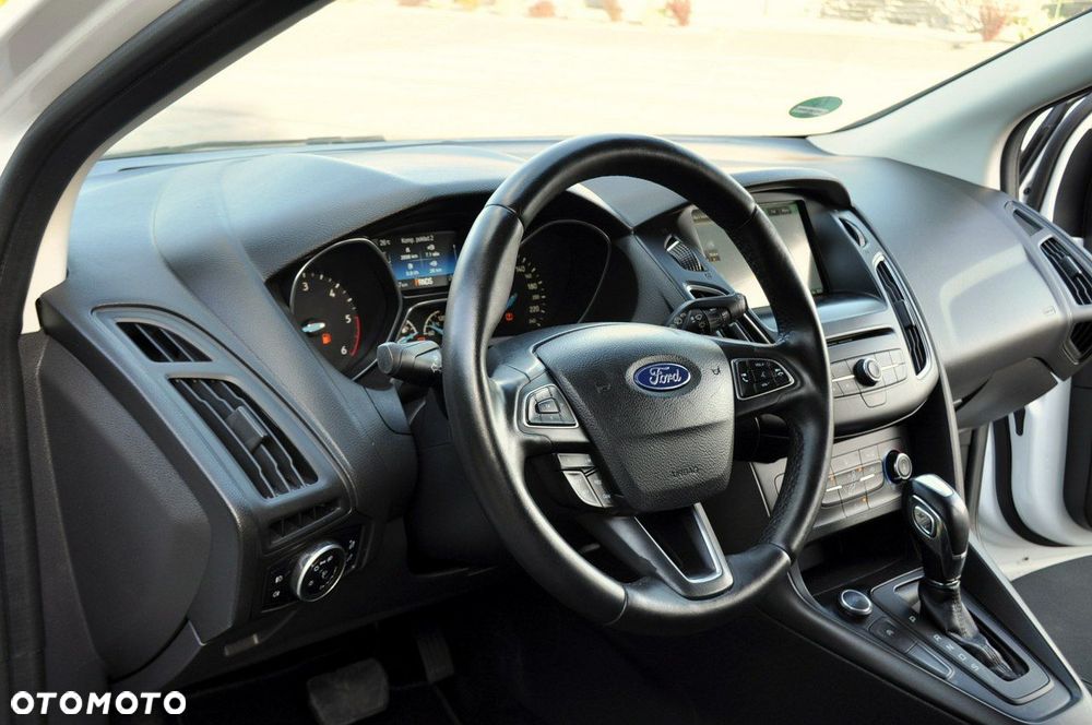 Ford Focus - 22