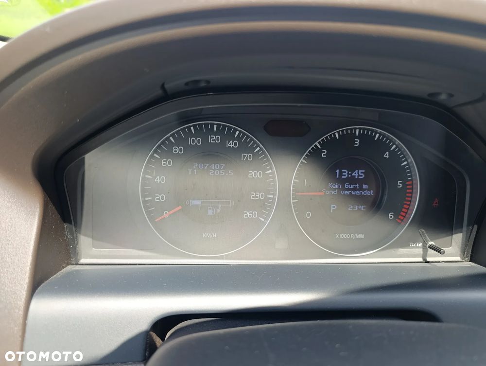 Volvo XC 60 2.4D Momentum - 23