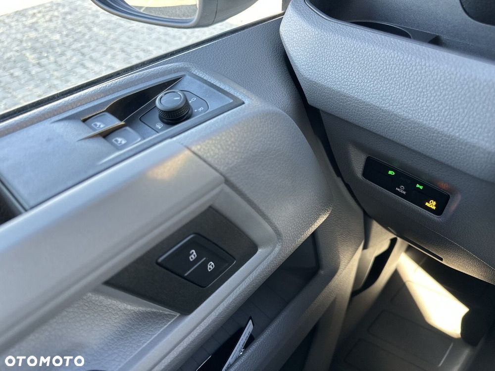 Volkswagen Crafter - 17