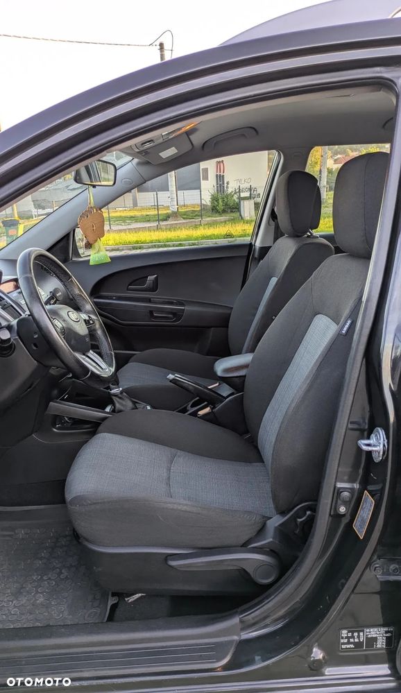 Kia Ceed Cee'd 1.6 Crdi Comfort + - 5