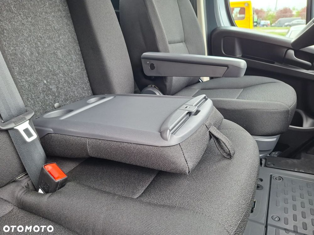 Fiat WYPRZEDAŻ!! SUPER CENA !!DUCATO SKRZYNIA L4 4,2m długa, 140KM, Wzmocnione zawieszenie tylne, Hak, koło zapasowe, Kamera cofania - 26