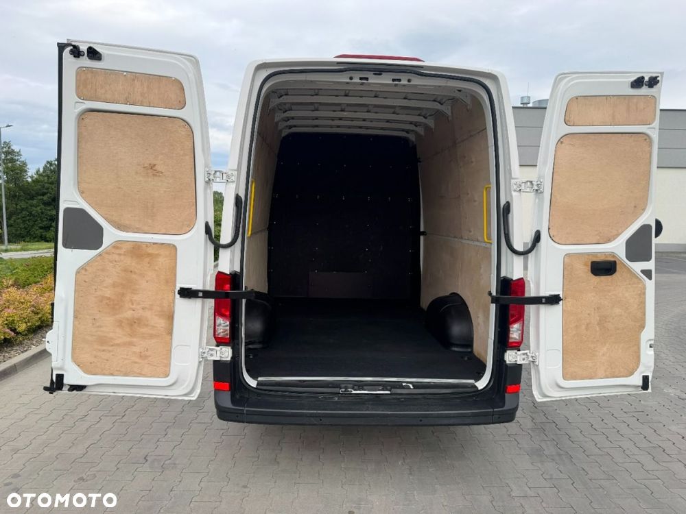 Volkswagen Crafter - 33