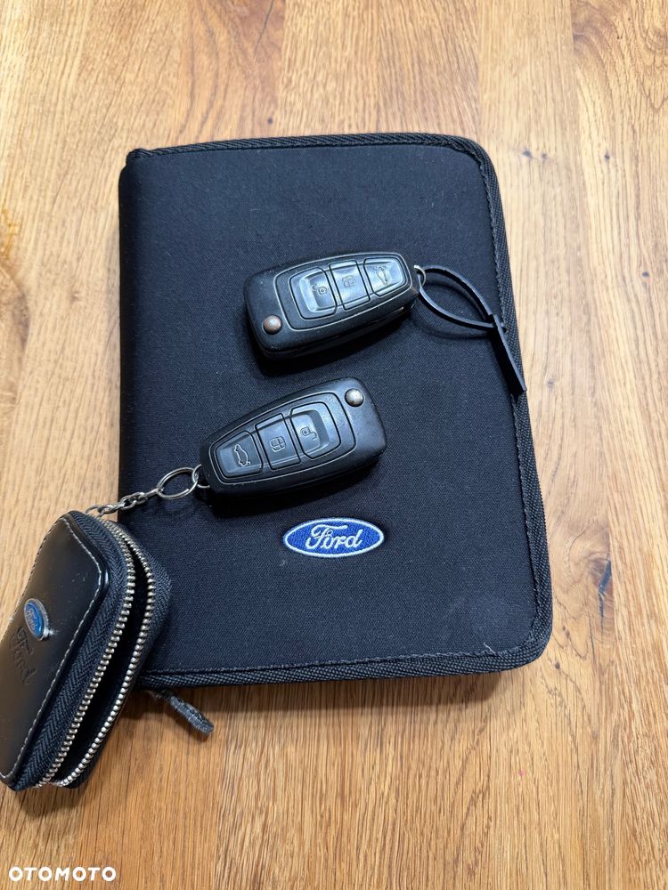 Ford C-MAX - 24