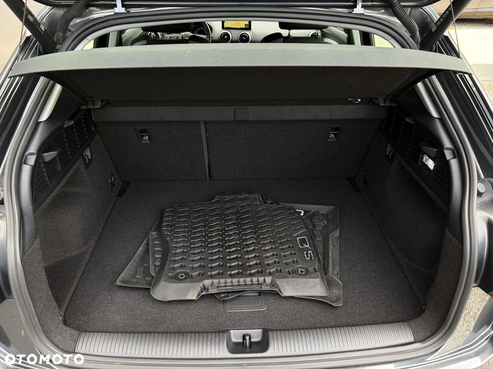 Audi Q2 35 TFSI S tronic S line - 36